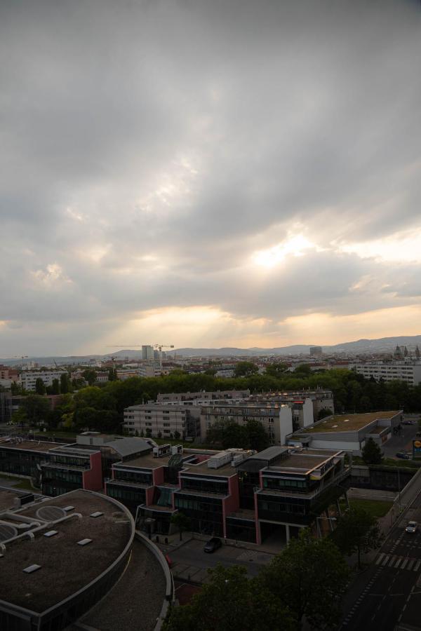 Restify10 - Skyline View - Fitness - Garge - Modern Daire Viyana Dış mekan fotoğraf