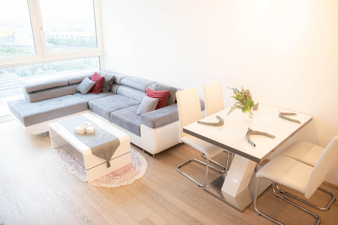 Restify10 - Skyline View - Fitness - Garge - Modern Daire Viyana Dış mekan fotoğraf